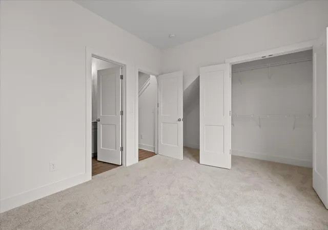 Photo 3 of Townhouse for sale at 724 Belletrace Cir, Chattanooga, TN 37405 | MLS# 3337282 | Listing updated on 2026-08-17