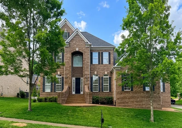 Single family home for sale at 1412 Leeds Dr E, Franklin, TN 37067 | MLS# 3186329