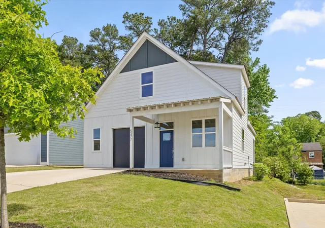 Photo 4 of Single family home for sale at 5377 Lynnland Ter, Chattanooga, TN 37411 | MLS# 3337304 | Listing updated on 2026-08-17