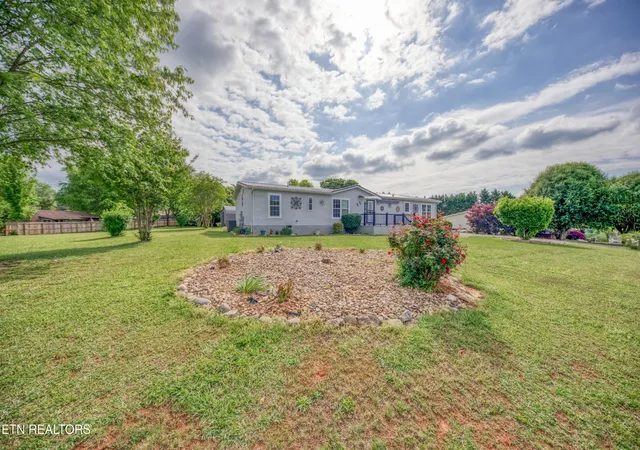 Photo 4 of Manufactured home for sale at 1112 Oakes Vista Ln, Seymour, TN 37865 | MLS# 3217285 | Listing updated on 2026-09-28
