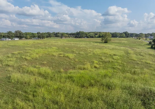 Photo 3 of Land for sale at 0 N Main St, Tennessee Ridge, TN 37178 | MLS# 3515251 | Listing updated on 2026-08-31