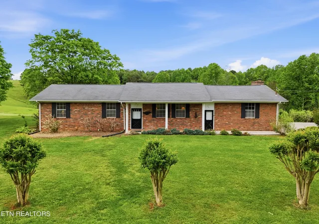 4th image of 355 Crock Rd, Loudon, TN 37774 | MLS# 3186376