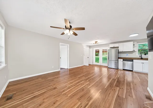 4th image of 651 Prentice St, Crossville, TN 38555 | MLS# 3186781