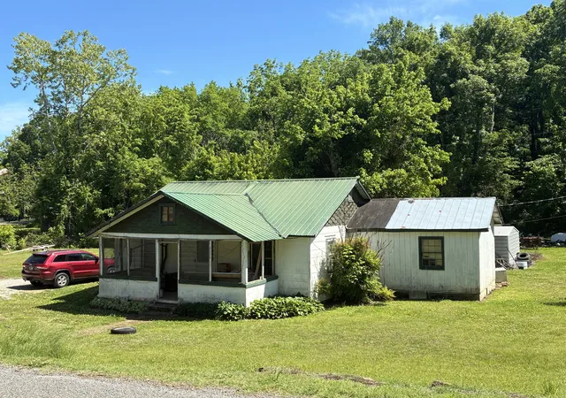 Photo 1 of Sale Pending at 51 Sycamore Landing Rd, Waverly, TN 37185 | MLS# 3216611 | Listing updated on 2026-09-16