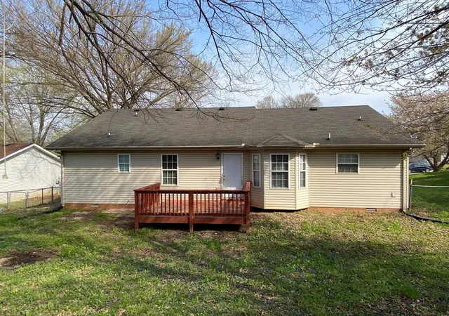 12th image of 3250 N Senseney Cir, Clarksville, TN 37042 | MLS# 3186948