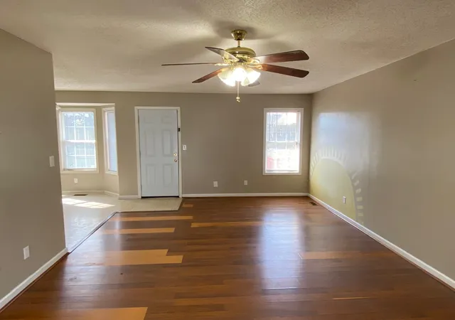 3rd image of 3250 N Senseney Cir, Clarksville, TN 37042 | MLS# 3186948