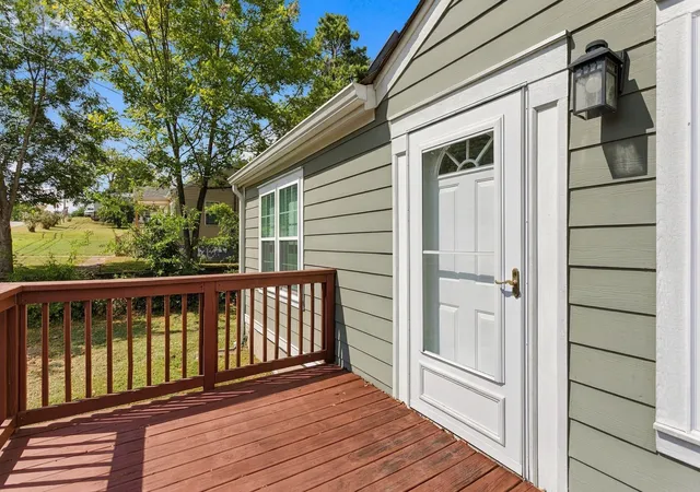 Photo 3 of Single family home for sale at 1123 Mapleash Ave, Columbia, TN 38401 | MLS# 3546632 | Listing updated on 2026-09-14