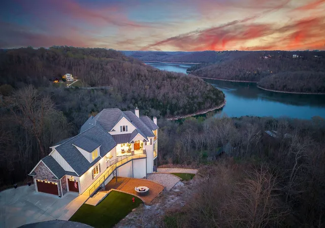 Photo 58 of Mansion for sale at 160 Shayna Ct, Smithville, TN 37166 | MLS# 3186993 | Listing updated on 2026-05-04