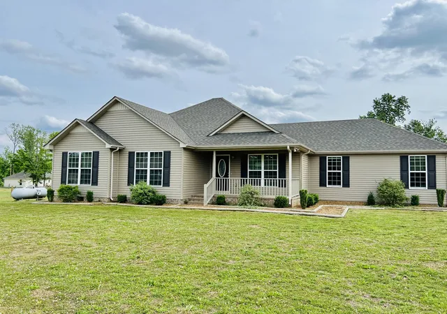 Homes for sale in Pulaski, TN | 4861 Little Dry Creek Rd, Pulaski, TN 38478 | MLS# 3189980