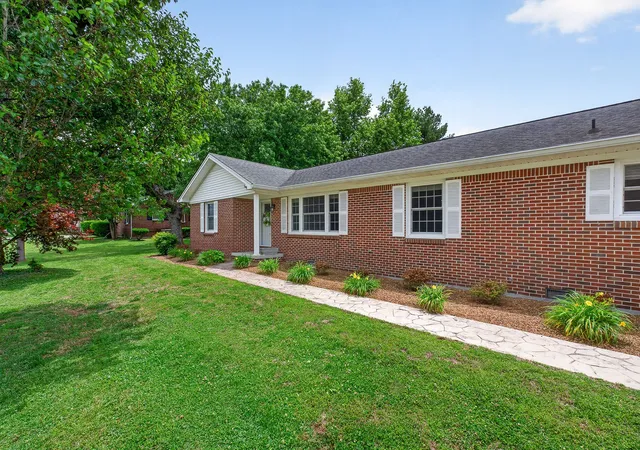 Homes for sale in Smithville, TN | 701 Cill St, Smithville, TN 37166 | MLS# 3190537