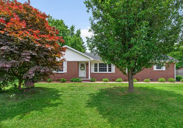 Homes for sale in Smithville, TN | 701 Cill St, Smithville, TN 37166 | MLS# 3190537