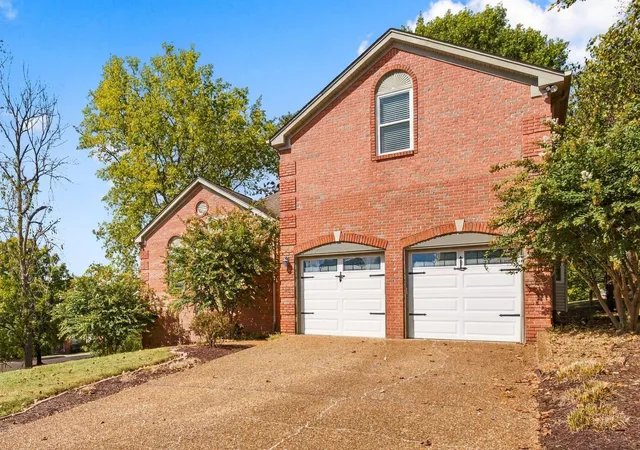 Photo 4 of Single family home for sale at 122 Mansker Park Dr, Hendersonville, TN 37075 | MLS# 3189428 | Listing updated on 2026-10-03