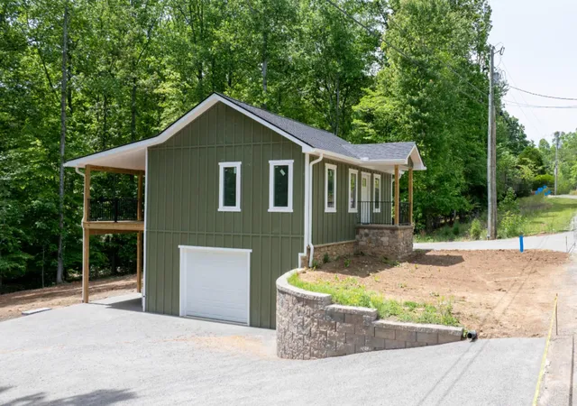 2nd image of 144 Caron Dr, Spring City, TN 37381 | MLS# 3311436