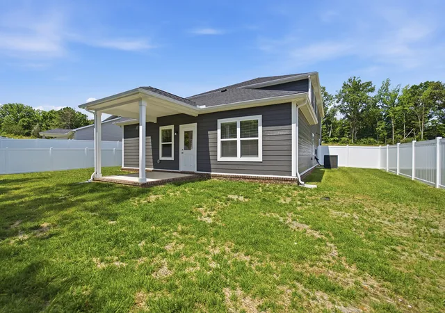 Homes for sale in Fairview, TN | 7228 Fairlawn Dr, Fairview, TN 37062 | MLS# 3205252
