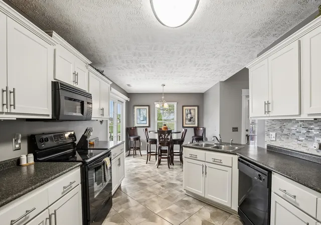 Photo 3 of Sale Pending at 116 Emma Ct, Murfreesboro, TN 37128 | MLS# 3189671 | Listing updated on 2026-08-31