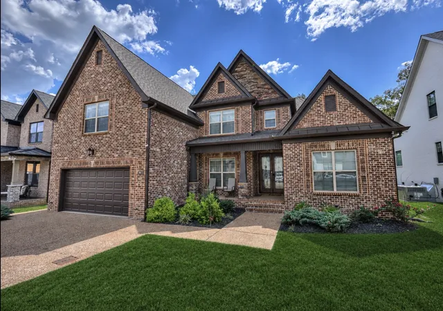 Photo 1 of Single family home for sale at 620 Holw Wood Trl, Mount Juliet, TN 37122 | MLS# 3205589 | Listing updated on 2026-05-11