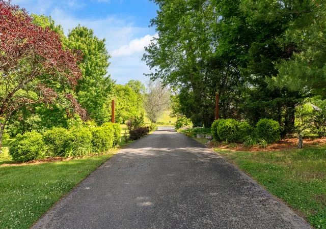 Photo 2 of Single family home for sale at 2740 Critz Ln, Thompsons Station, TN 37179 | MLS# 3190511 | Listing updated on 2026-08-11