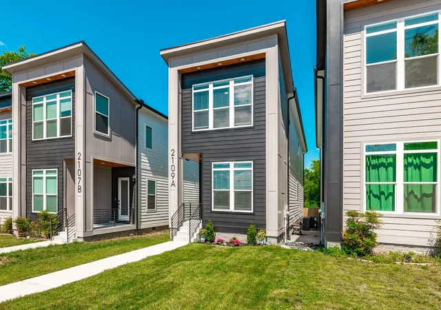 2nd image of 2109a Courtney Ave, Nashville, TN 37218 | MLS# 3200478