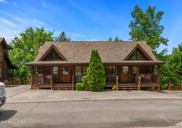 2nd image of 841 Golf View Blvd, Pigeon Forge, TN 37863 | MLS# 3307278