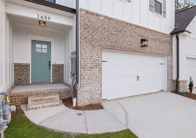 Photo 3 of Townhouse for sale at 1625 Destiny Dr, Hixson, TN 37343 | MLS# 3544768 | Listing updated on 2026-09-29