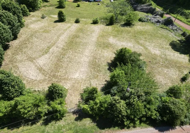 Photo 3 of Sale Pending at 4218 Sweetwater Vonore, Sweetwater, TN 37874 | MLS# 3216221 | Listing updated on 2026-08-13