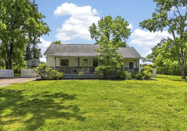 3rd image of 905 Swinging Bridge Rd, Old Hickory, TN 37138 | MLS# 3210962