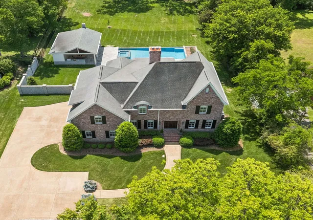 1st image of 755 Bresslyn Rd, Nashville, TN 37205 | MLS# 3192994