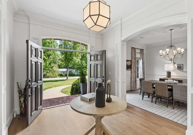 3rd image of 755 Bresslyn Rd, Nashville, TN 37205 | MLS# 3192994