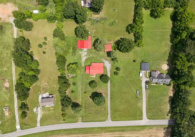 64th image of 827 Tommy Oliver Rd, Clarksville, TN 37042 | MLS# 3259657