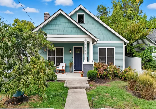 2nd image of 1022 Acklen Ave, Nashville, TN 37203 | MLS# 3189855