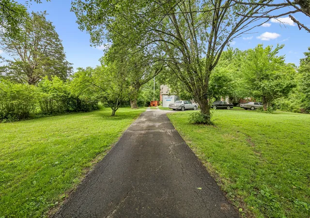 4th image of 1112 Neelys Bend Rd, Madison, TN 37115 | MLS# 3191204