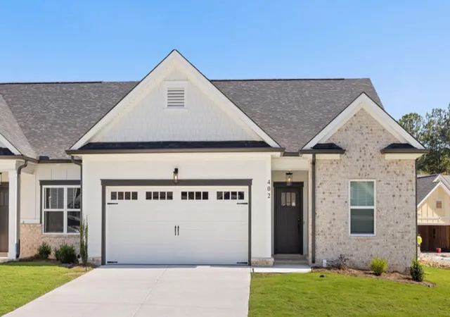 Townhouse for sale at 402 Double Play Dr, Chattanooga, TN 37421 | MLS# 3258666