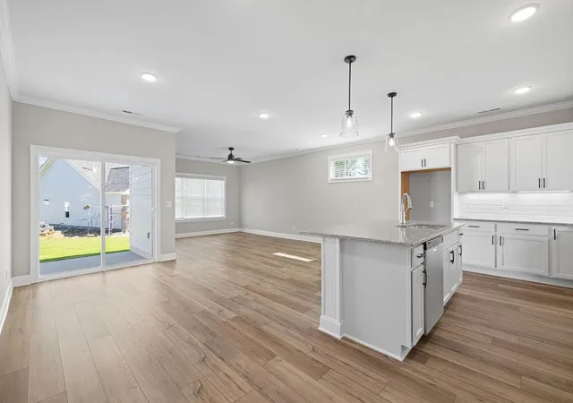 Photo 4 of Townhouse for sale at 402 Double Play Dr, Chattanooga, TN 37421 | MLS# 3258666 | Listing updated on 2026-10-20