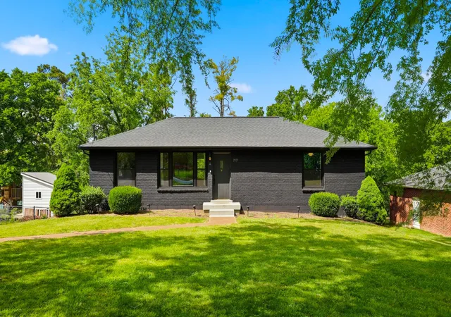 1st image of 2101 Porter Rd, Nashville, TN 37206 | MLS# 3189996