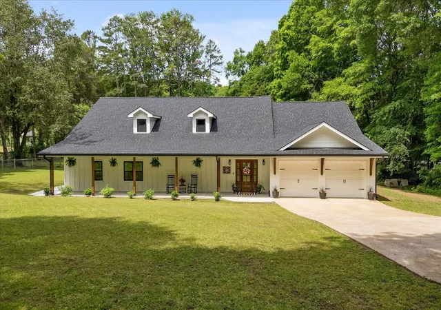 1st image of 7229 S Wolftever Dr, Ooltewah, TN 37363 | MLS# 3190022