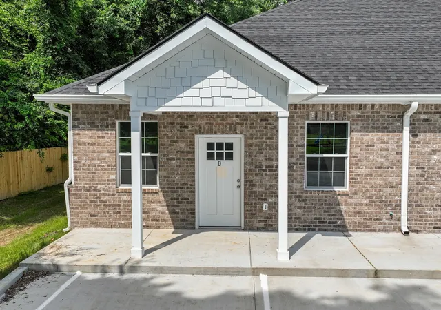 3rd image of 115 Freeman St, Tullahoma, TN 37388 | MLS# 3190098