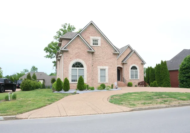 Homes for sale in Hendersonville, TN | 1023 Somerset Downs Blvd, Hendersonville, TN 37075 | MLS# 3190176
