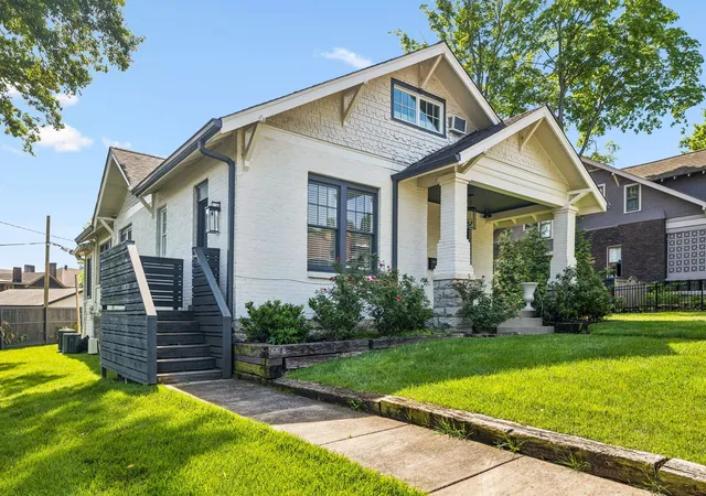 2nd image of 2200 Oakland Ave, Nashville, TN 37212 | MLS# 3190442