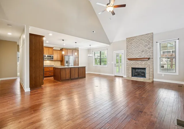 Photo 1 of Single family home for sale at 207 Manscoe Pl, Clarksville, TN 37043 | MLS# 3190129 | Listing updated on 2026-09-05