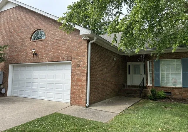 Homes for sale in Gallatin, TN | 320 E Franklin St, Gallatin, TN 37066