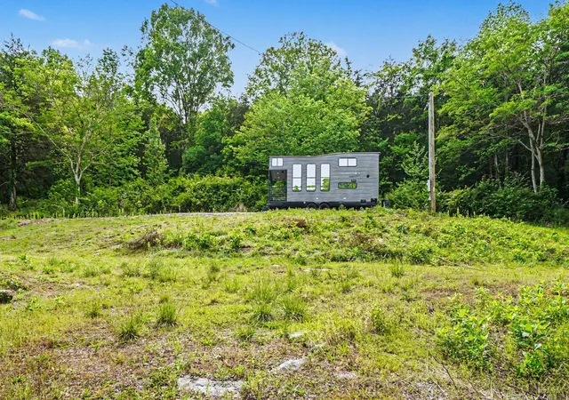 Homes for sale in Buffalo Valley, TN | 19167 Happy Hollow Rd, Buffalo Valley, TN 38548 | MLS# 3190200