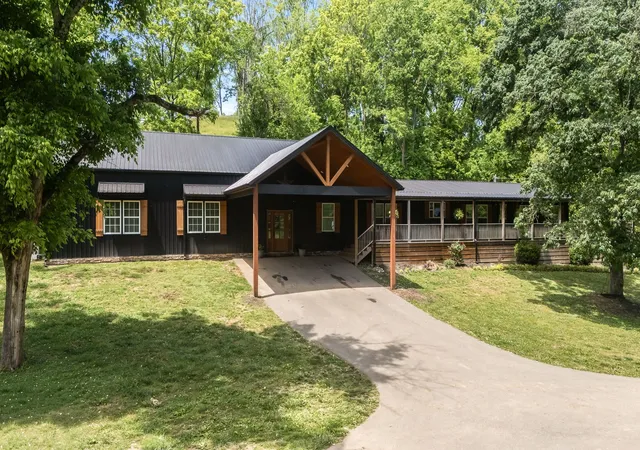 4th image of 4303 Moore Ln, Culleoka, TN 38451 | MLS# 3190812