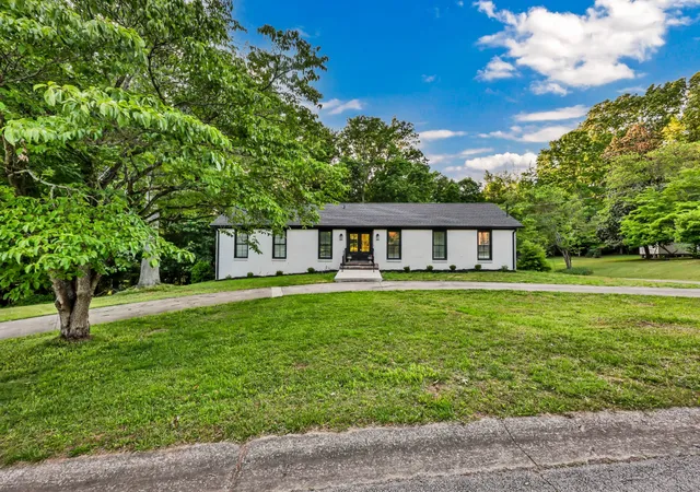 1st image of 351 Hampshire Dr, Clarksville, TN 37043 | MLS# 3190390