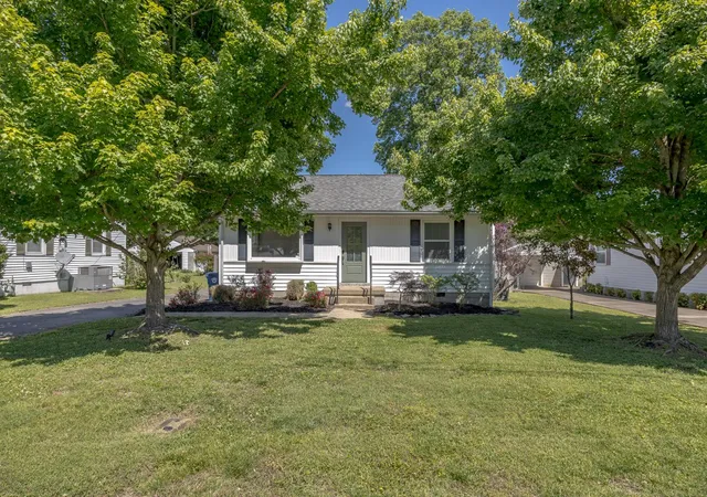 3rd image of 1413 Sunset Dr, Franklin, TN 37064 | MLS# 3205973