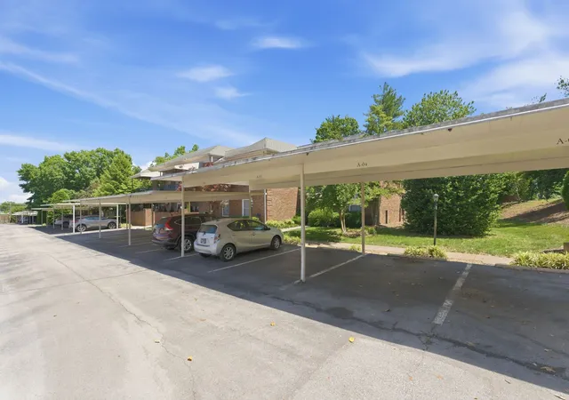2nd image of 4500 Post Rd, Nashville, TN 37205