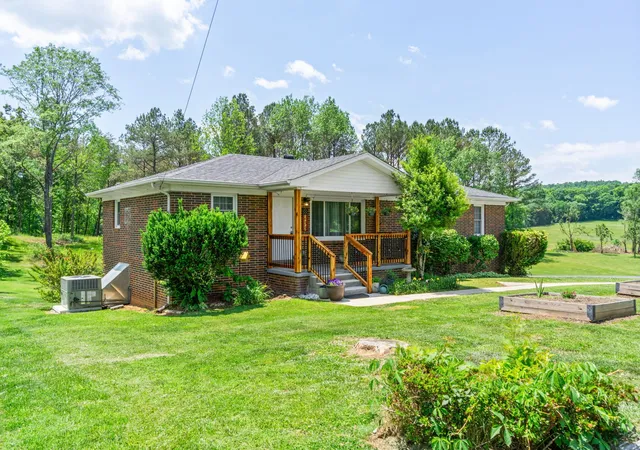 Homes for sale in Sparta, TN | 255 Washington St, Sparta, TN 38583 | MLS# 3215130