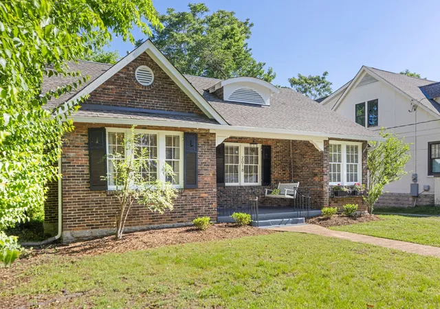2nd image of 2018 Sweetbriar Ave, Nashville, TN 37212 | MLS# 3190784