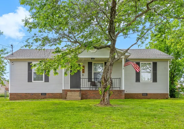 Homes for sale in Oak Grove, KY | 602 Artic Ave, Oak Grove, KY 42262 | MLS# 3190410