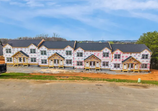 image of 1479 William Holt Blvd, Sevierville, TN 37862 | MLS# 3190494