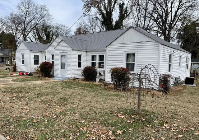 Homes for sale in Winchester, TN | 810 N High St, Winchester, TN 37398 | MLS# 3190516